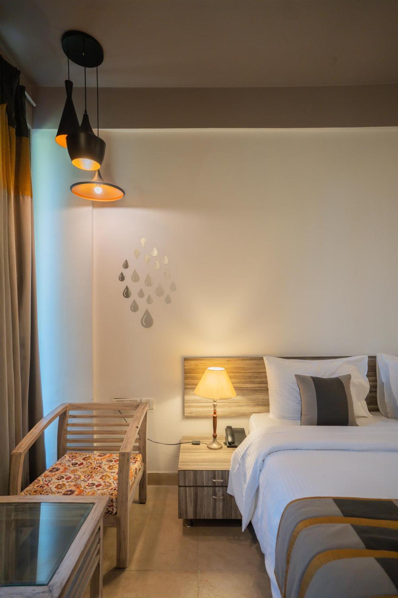 อหุชา เรสซิเดนซี พาร์คเลน Hotel คูร์เคาน์ ภายนอก รูปภาพ